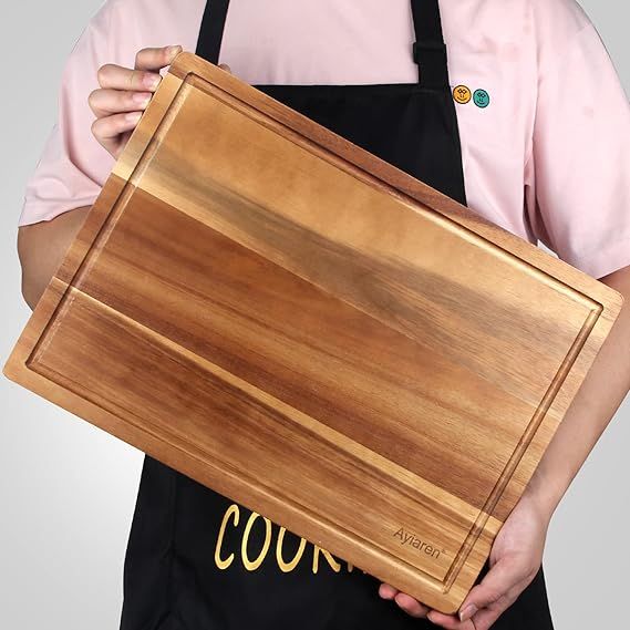 Solid Acacia Wood Cutting Board – product view 3 of 3